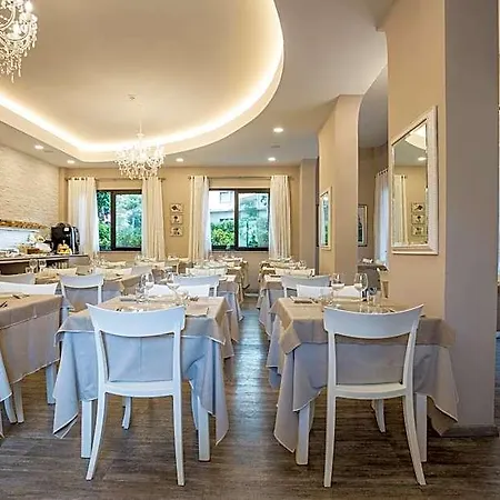 Corallo Hotel 3*